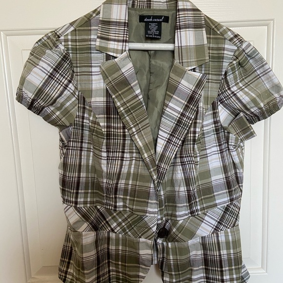 Top - Picture 1 of 2